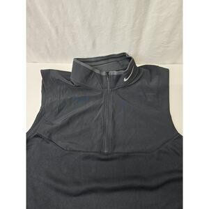 Nike Golf Performance Dri-Fit vest,  1/4 Zip Black color , size Small